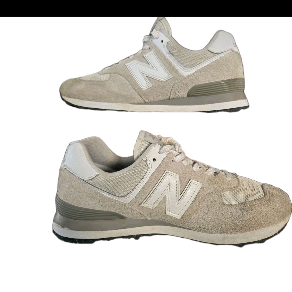 New Balance 574 ML574EVW GREY Suede GOOD Used Condition  M 9 W 10.5